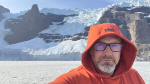 Gerry van der Walt - Arctic Expedition - Mindset & Performance Coach - Luxury Experiences